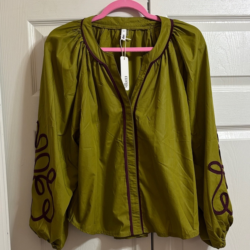 NWT glam Olive Green Embroidered Peasant Blouse with Plum Trim.